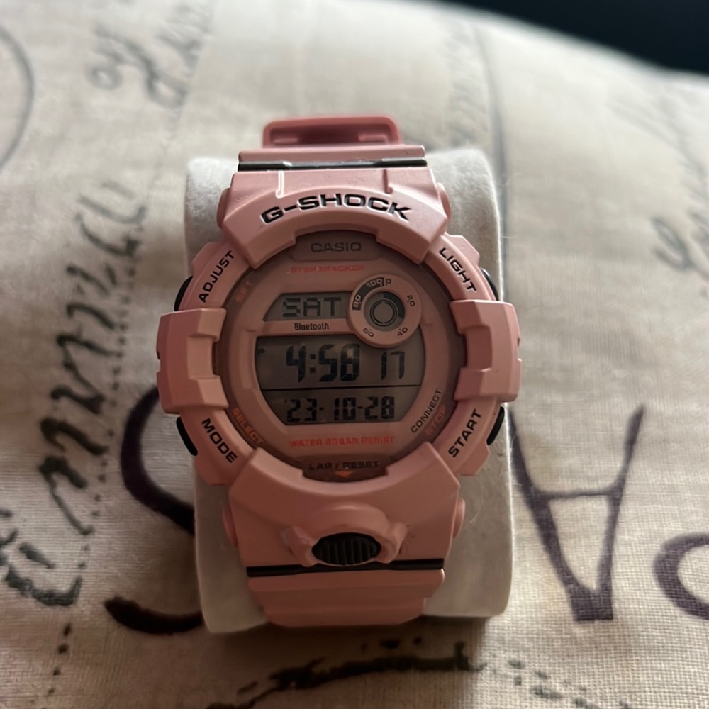 Women’s g shock watch